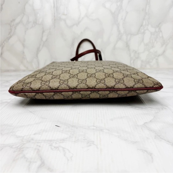 Gucci Beige Monogram Tote with Burgundy Handles - Picture 3 of 10